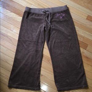 Juicy couture cropped pants